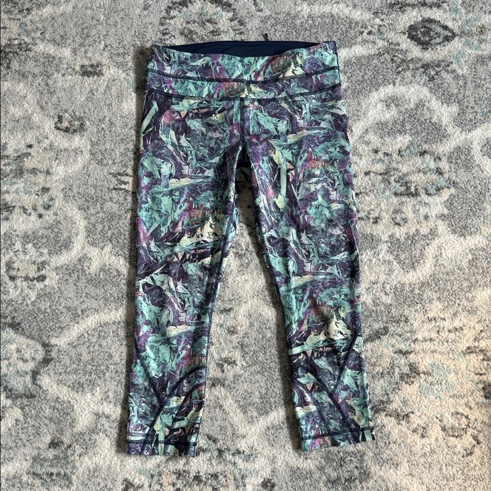 Lululemon Run Inspire Crop II *All Full-On Luxtreme